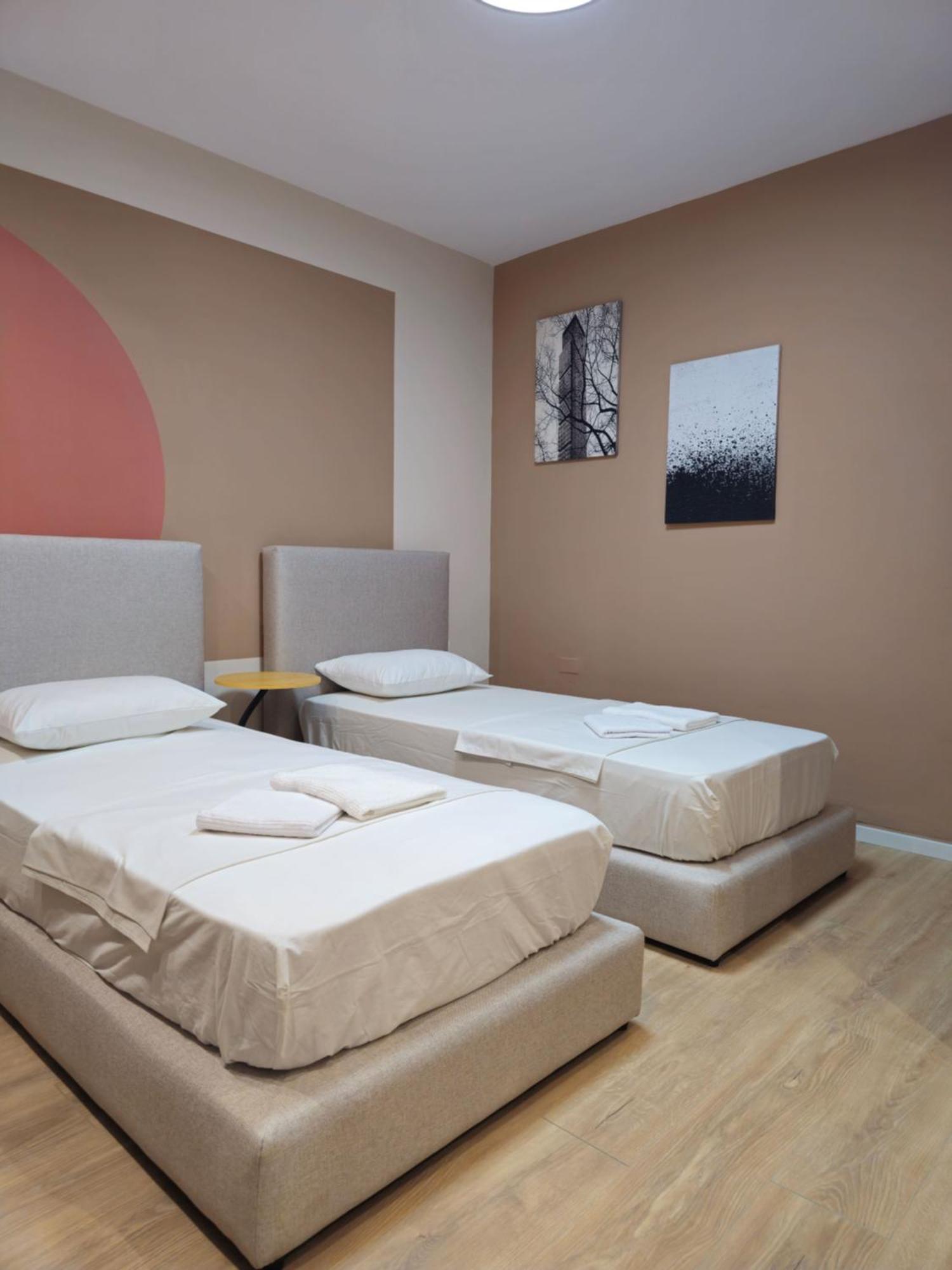 Center Cozy Nest 호텔 티라나 외부 사진